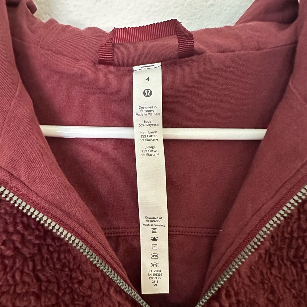 Lululemon Textured Fleece Size 4 - image 4